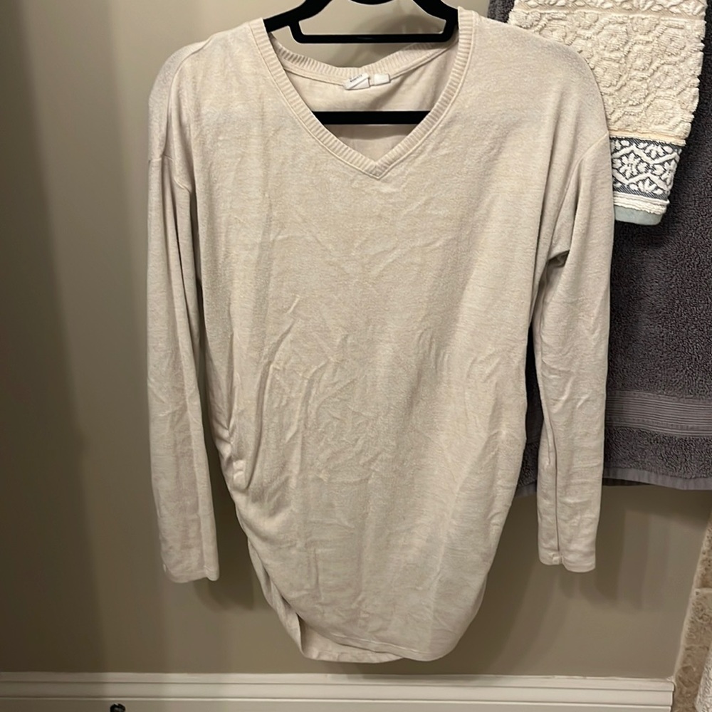 Gap Maternity, Off white, size small, cotton, maternity sweater.
